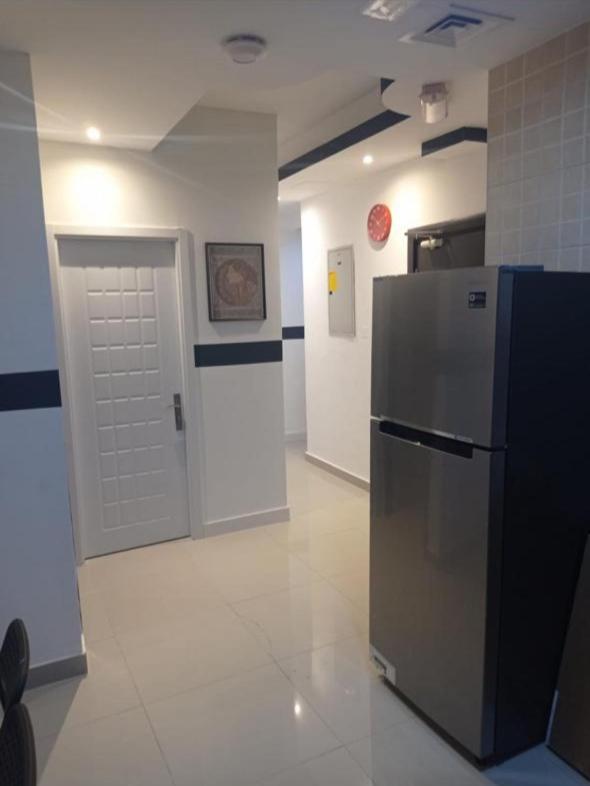 Traveller Partition Room In Al Barsha 1 Near Metro Dubai Buitenkant foto